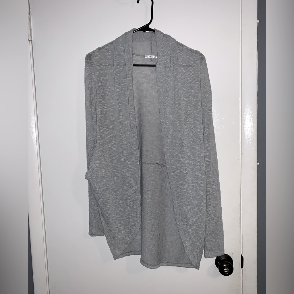Has Pockets!!